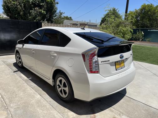 2014 Toyota Prius Five