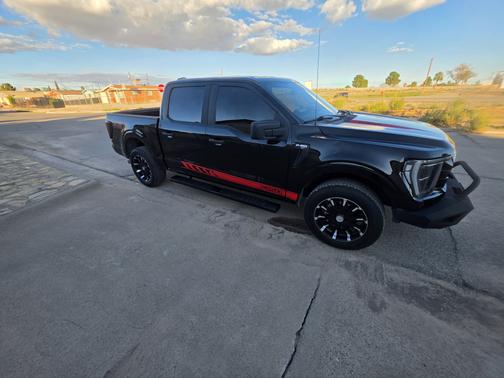 Black 2021 Ford F-150 XLT