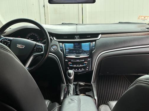 White 2019 Cadillac XTS Luxury