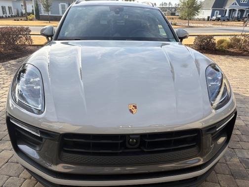 2025 Porsche Macan Macan T