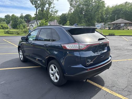 2017 Ford Edge SE