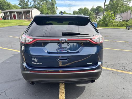 2017 Ford Edge SE