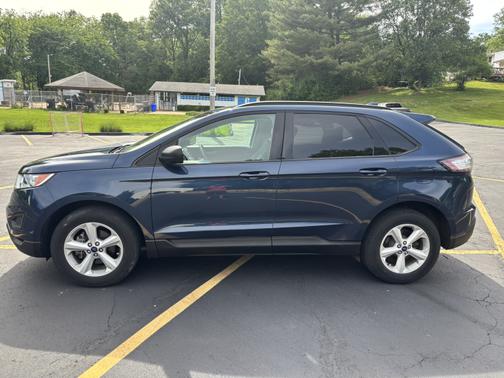 2017 Ford Edge SE