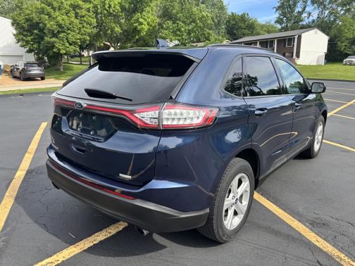 2017 Ford Edge SE