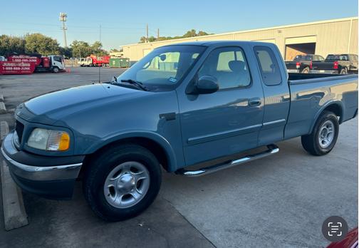2002 Ford F-150 Lariat SuperCab