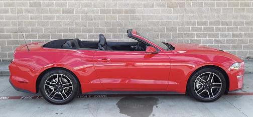 2021 Ford Mustang EcoBoost