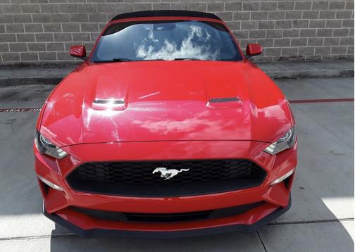 2021 Ford Mustang EcoBoost