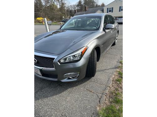 2018 INFINITI Q70L 3.7X LUXE