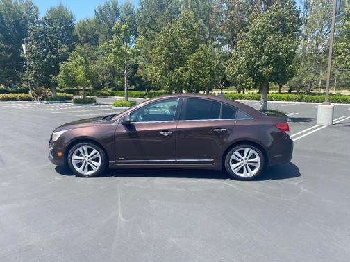 Brown 2015 Chevrolet Cruze LTZ