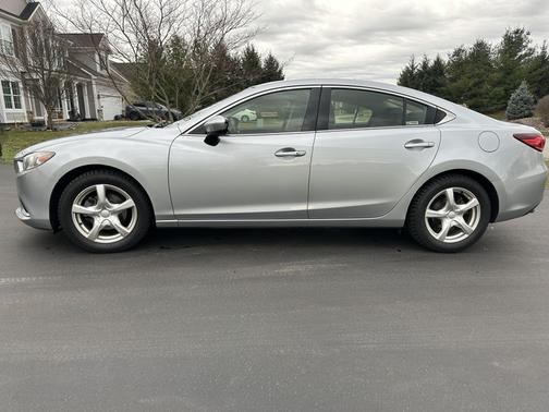 2016 Mazda Mazda6 i Touring