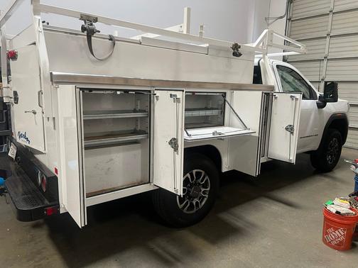 White 2024 GMC Sierra 3500 SLE