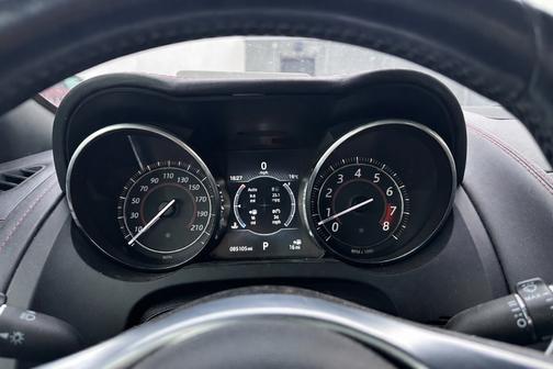 White 2016 Jaguar F-TYPE R