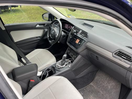 Blue 2021 Volkswagen Tiguan 2.0T SEL