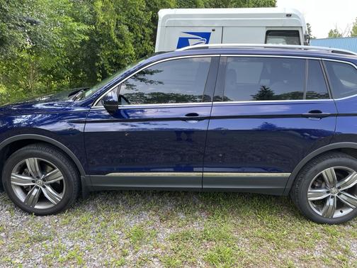 Blue 2021 Volkswagen Tiguan 2.0T SEL