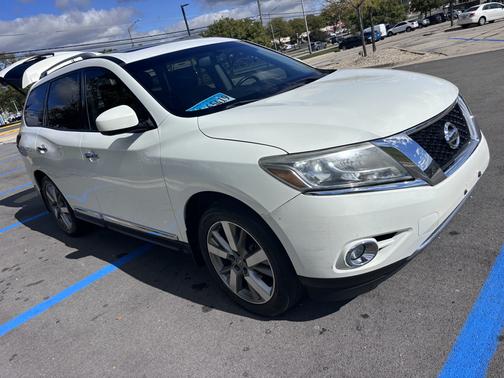 2013 Nissan Pathfinder Platinum
