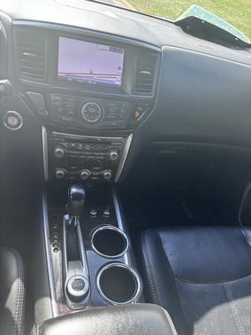 2013 Nissan Pathfinder Platinum