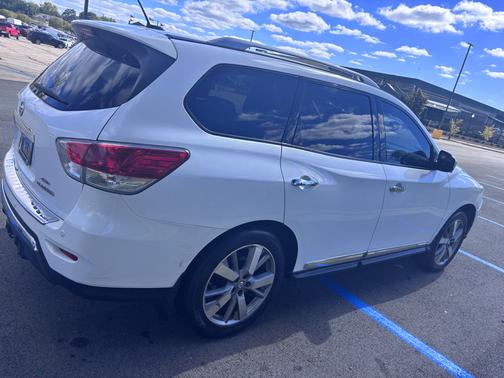 2013 Nissan Pathfinder Platinum