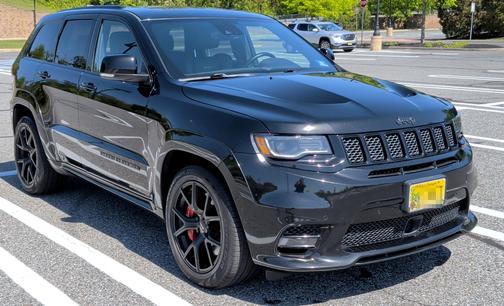 Black 2018 Jeep Grand Cherokee SRT
