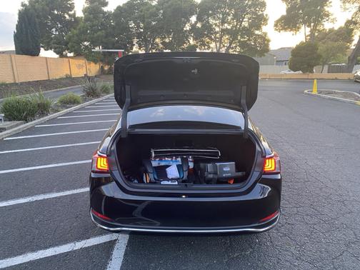 2024 Lexus ES 300h Base