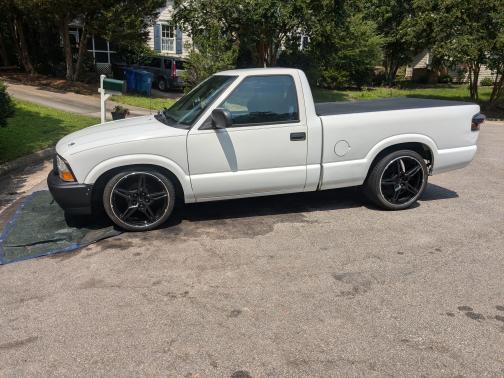 1999 GMC Sonoma SL
