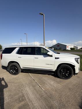 White 2022 GMC Yukon Denali