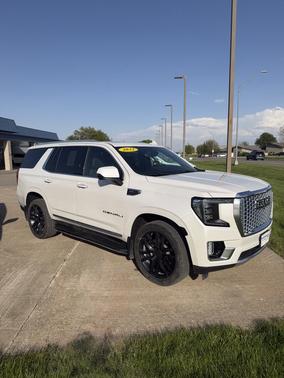 White 2022 GMC Yukon Denali