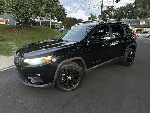 Black 2020 Jeep Cherokee Limited