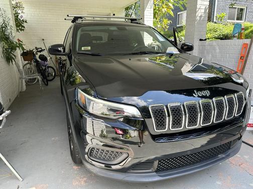 Black 2020 Jeep Cherokee Limited