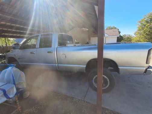 2006 Dodge Ram 2500 SLT Quad Cab