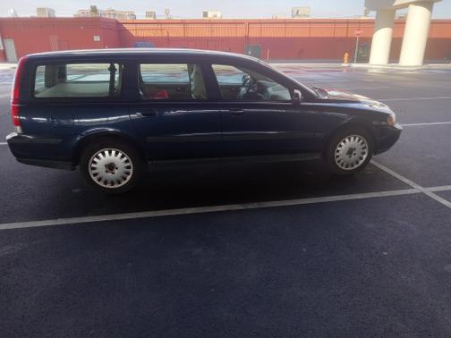 2001 Volvo V70 2.4