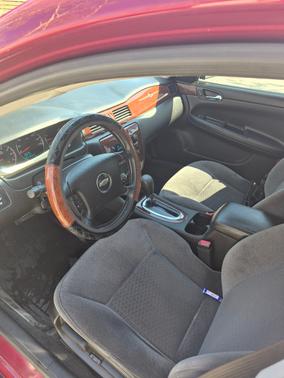 Red 2009 Chevrolet Impala LT