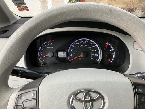 2011 Toyota Sienna LE