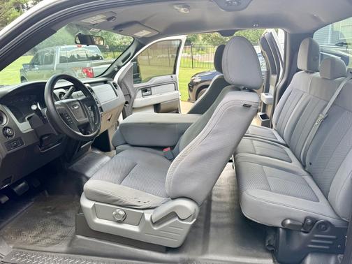 White 2014 Ford F-150 XL