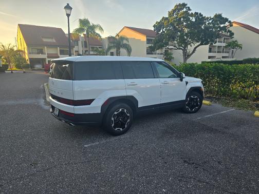 2024 Hyundai SANTA FE SE