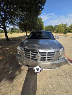 Gold 2007 Cadillac Escalade EXT Base