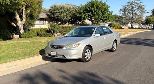 Silver 2006 Toyota Camry LE