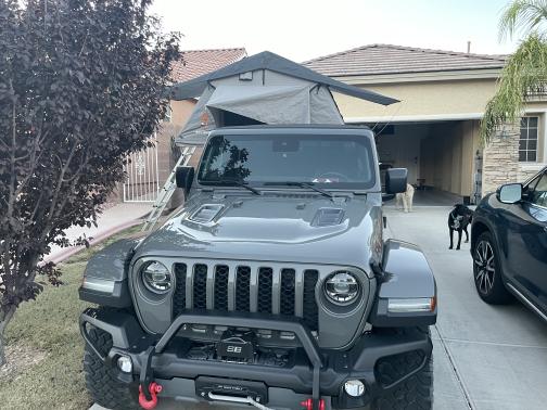 Photo 1 of 6 of 2020 Jeep Gladiator Rubicon