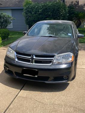 Black 2011 Dodge Avenger Heat
