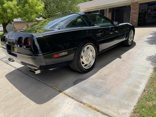 1996 Chevrolet Corvette Base