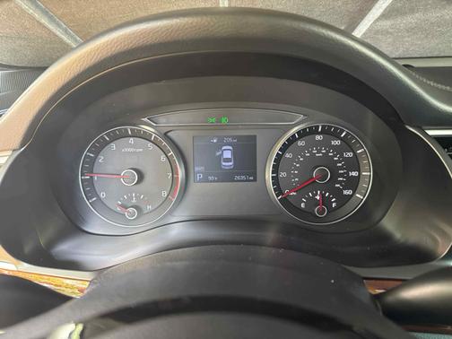 2019 Kia Cadenza Premium