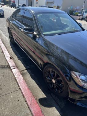 Photo 4 of 12 of 2015 Mercedes-Benz C-Class C 300 Luxury