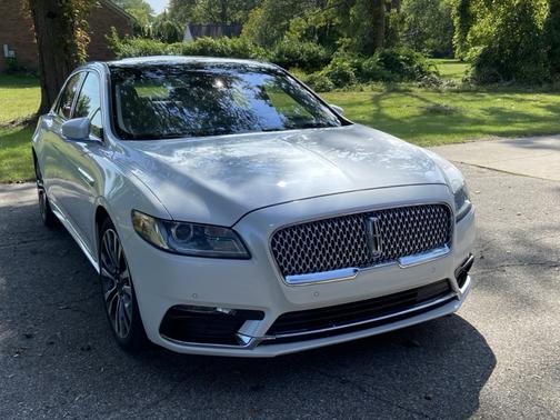 2018 Lincoln Continental Reserve