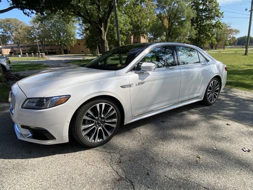 2018 Lincoln Continental Reserve