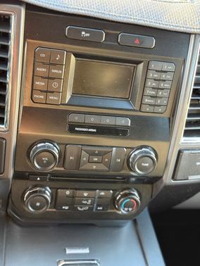 Red 2016 Ford F-150 XLT