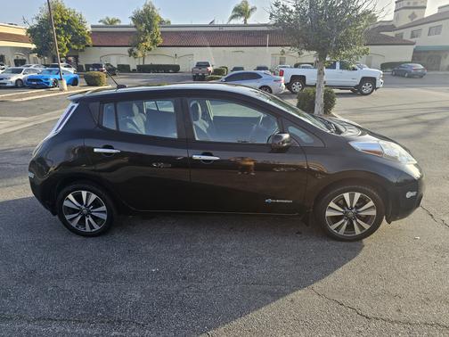 2016 Nissan Leaf SV