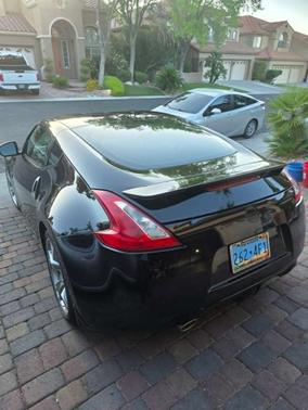 Black 2011 Nissan 370Z Base