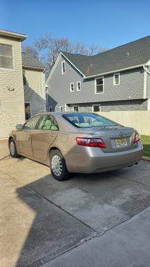 Beige 2007 Toyota Camry LE