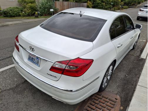 2012 Hyundai Genesis 3.8