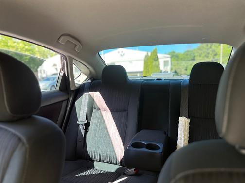 Black 2019 Nissan Sentra SV