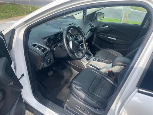 White 2013 Ford Escape SEL